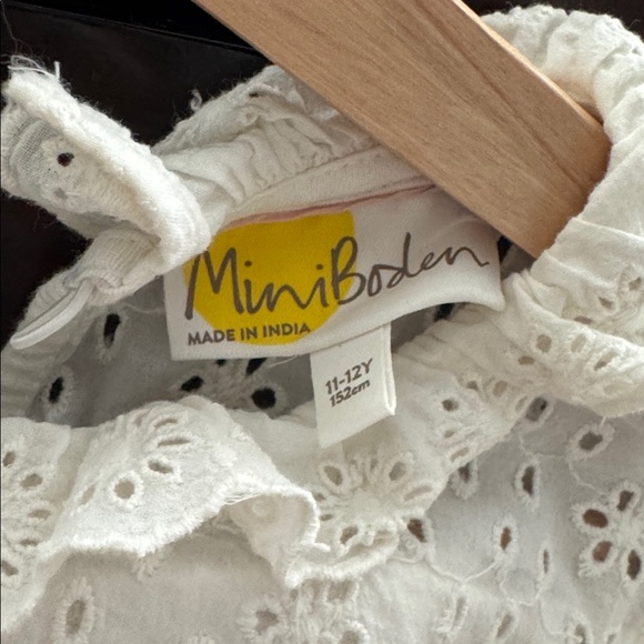 Mini Boden Fun Rabbit Cardigan& mini boden Sleeve Blouse set both size 11-12 - Picture 8 of 9